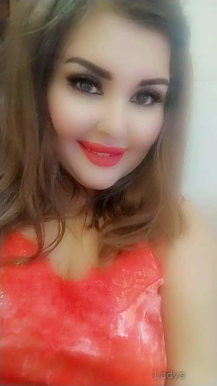 Samira, 27 years beautiful nude Doha escorts girl, height 170 sm, Weight kg