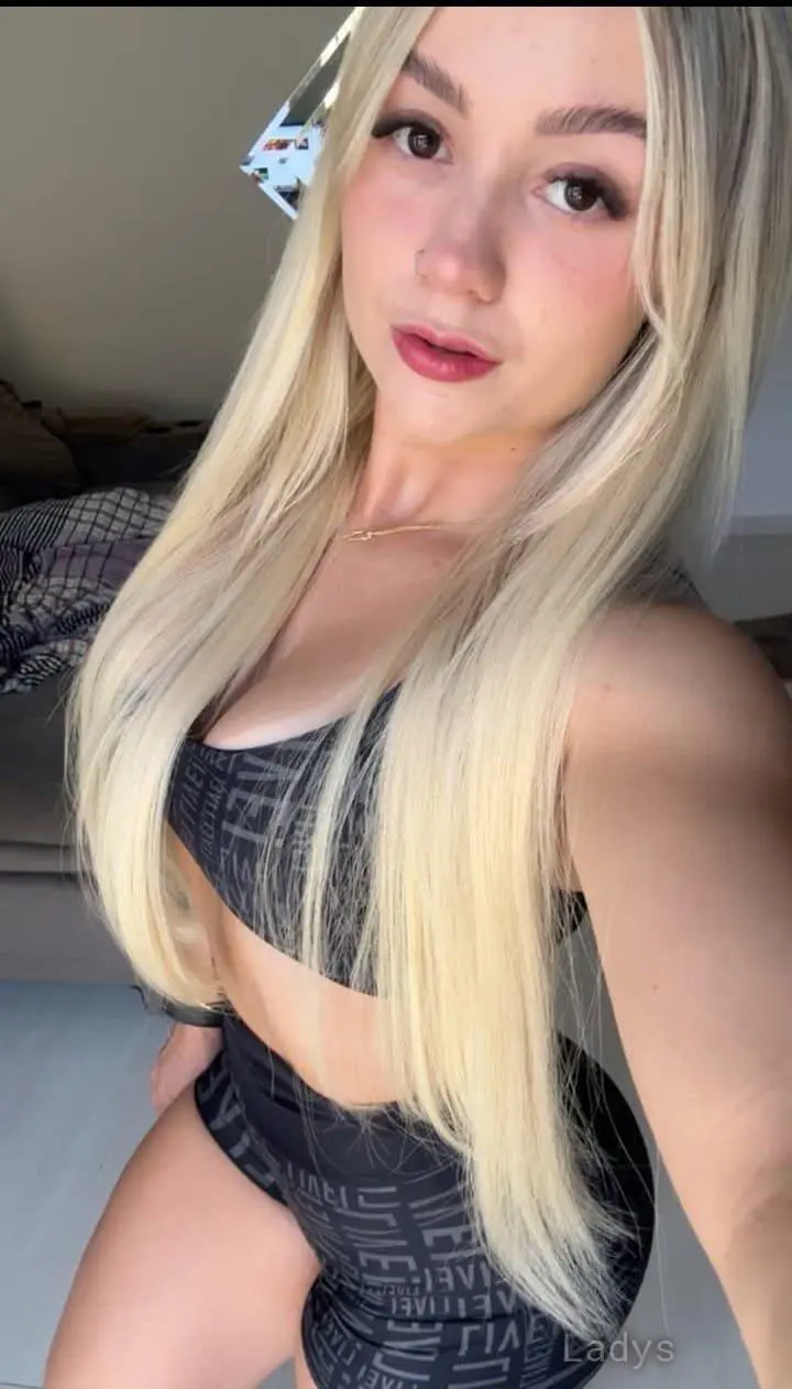 Sandra, years beautiful nude Doha escorts girl, height sm, Weight kg