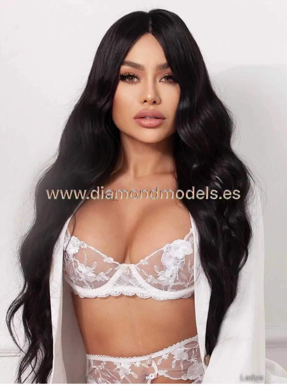 Sara, 22 years beautiful nude Doha escorts girl, height 165 sm, Weight  kg