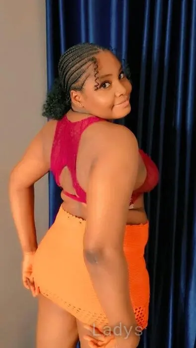 Viviana, 26 years beautiful nude Doha escorts girl, height 174 sm, Weight 80 kg