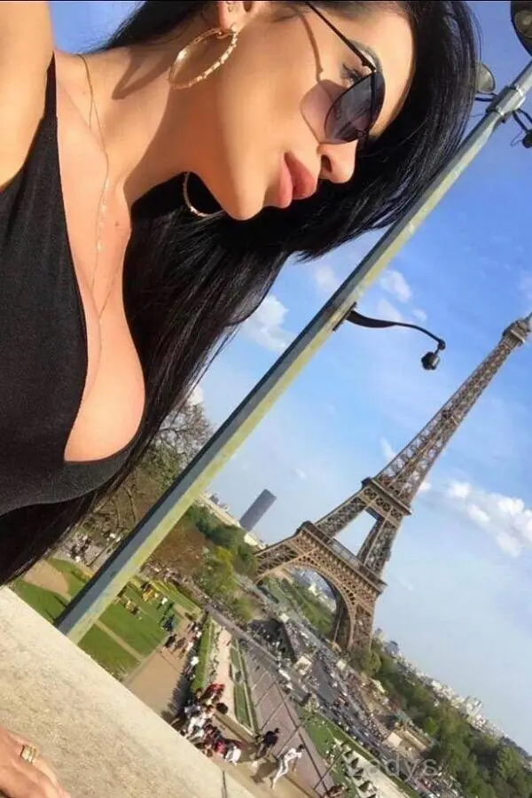 Yumi, 24 years beautiful nude Doha escorts girl, height 167 sm, Weight kg