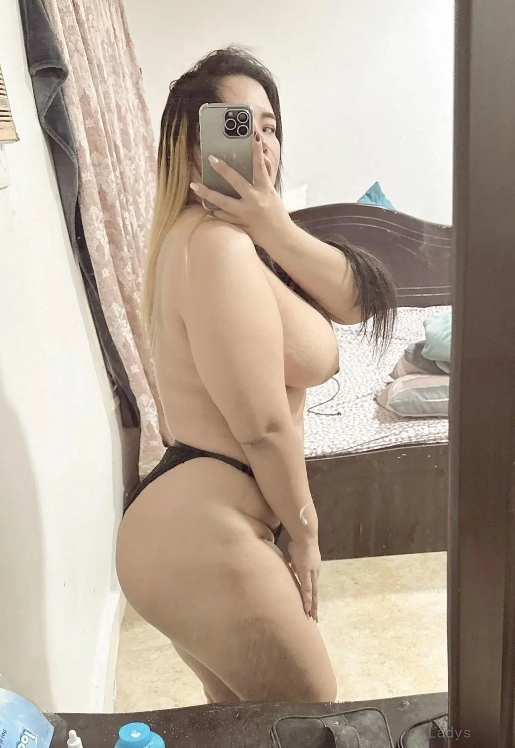 Meena, 25 years hot nedes Doha rscorts girl, height 163 sm, Weight  kg
