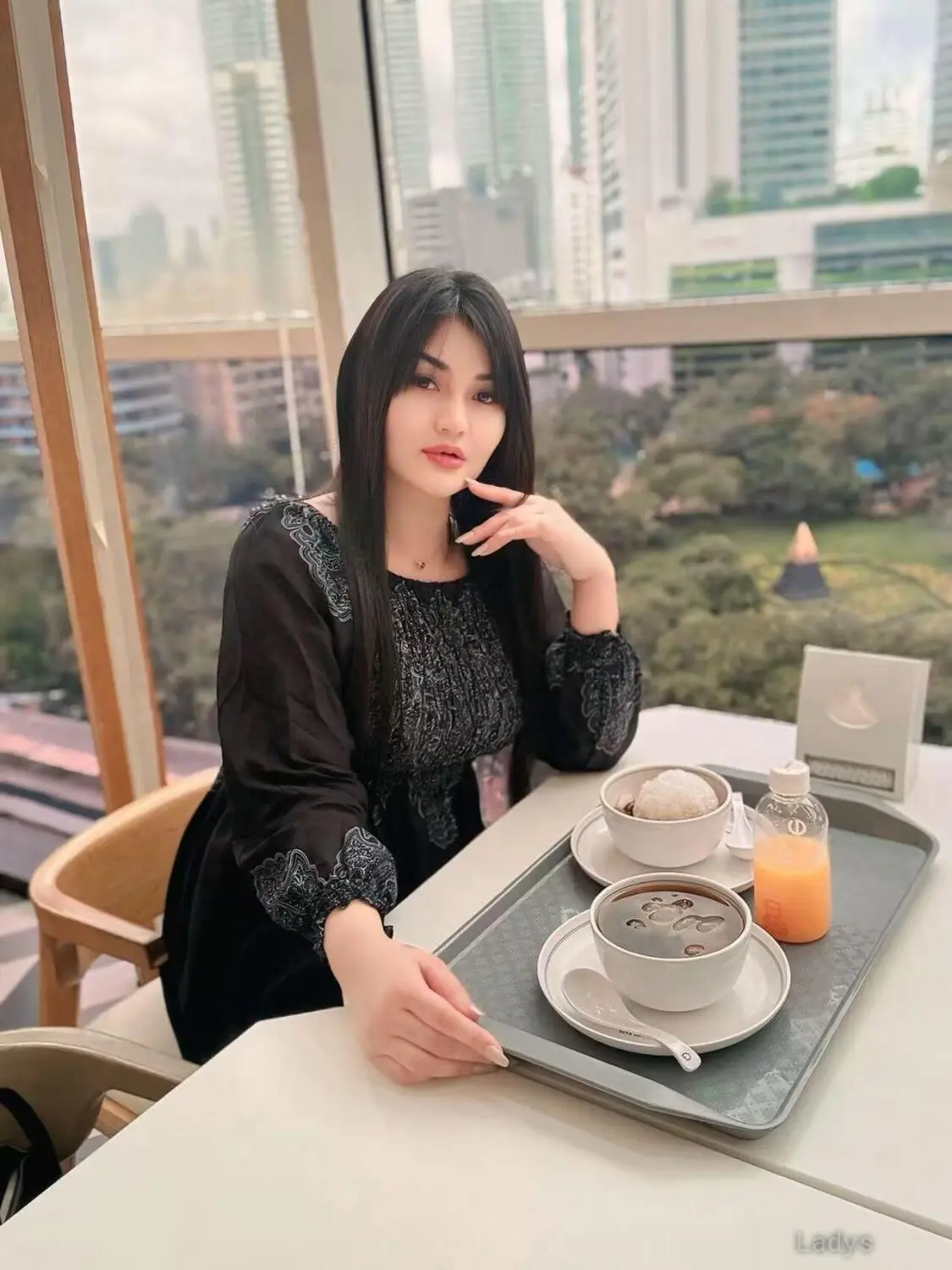 Neha, 25 years hot nedes Doha rscorts girl, height 159 sm, Weight  kg