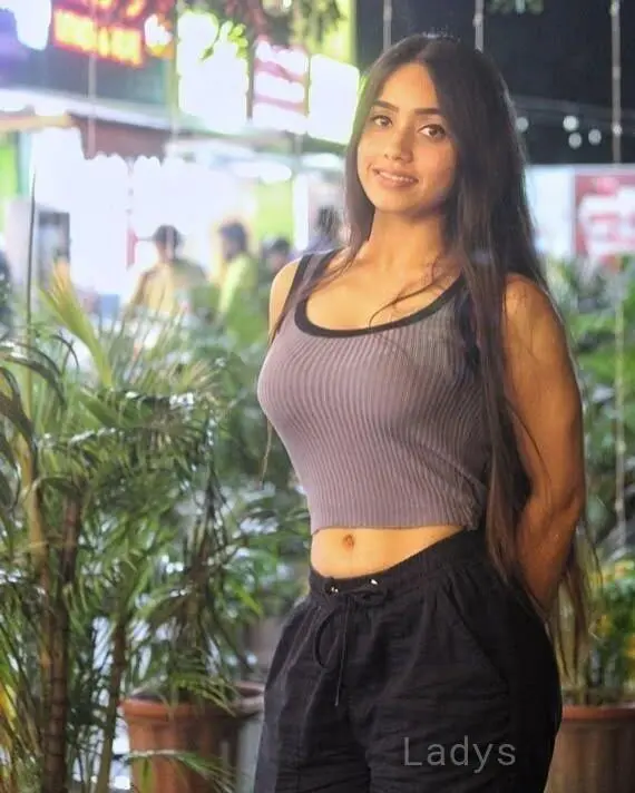 Hetvi, years old Dortmund escort girl with big tits, height sm, Weight kg