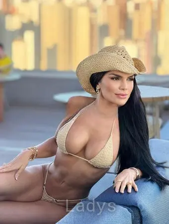 Sabrina Rodrigues, 26 years beautiful nude Dortmund escorts girl, height 169 sm, Weight 56 kg