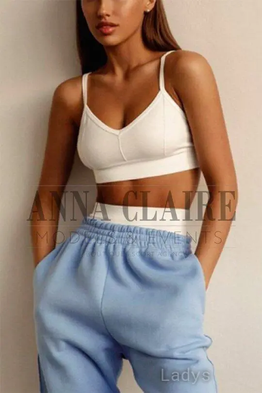 Petra, 22 years old Düsseldorf escort girl with big tits, height 175 sm, Weight  kg