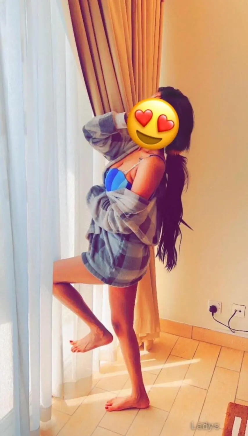 Adaah, 25 years asian escorts girl, height 170 sm, Weight  kg, Dubai eacort