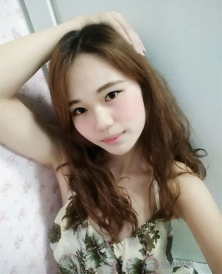 Ellen, 22 years asian escorts girl, height 165 sm, Weight kg, Dubai eacort
