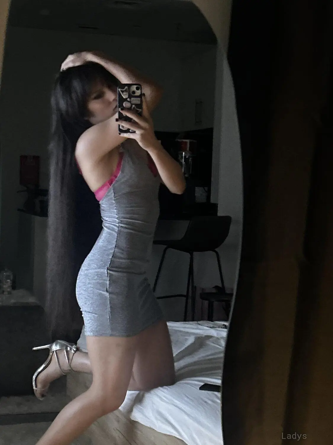 Zee, 23 years asian escorts girl, height 161 sm, Weight kg, Dubai eacort