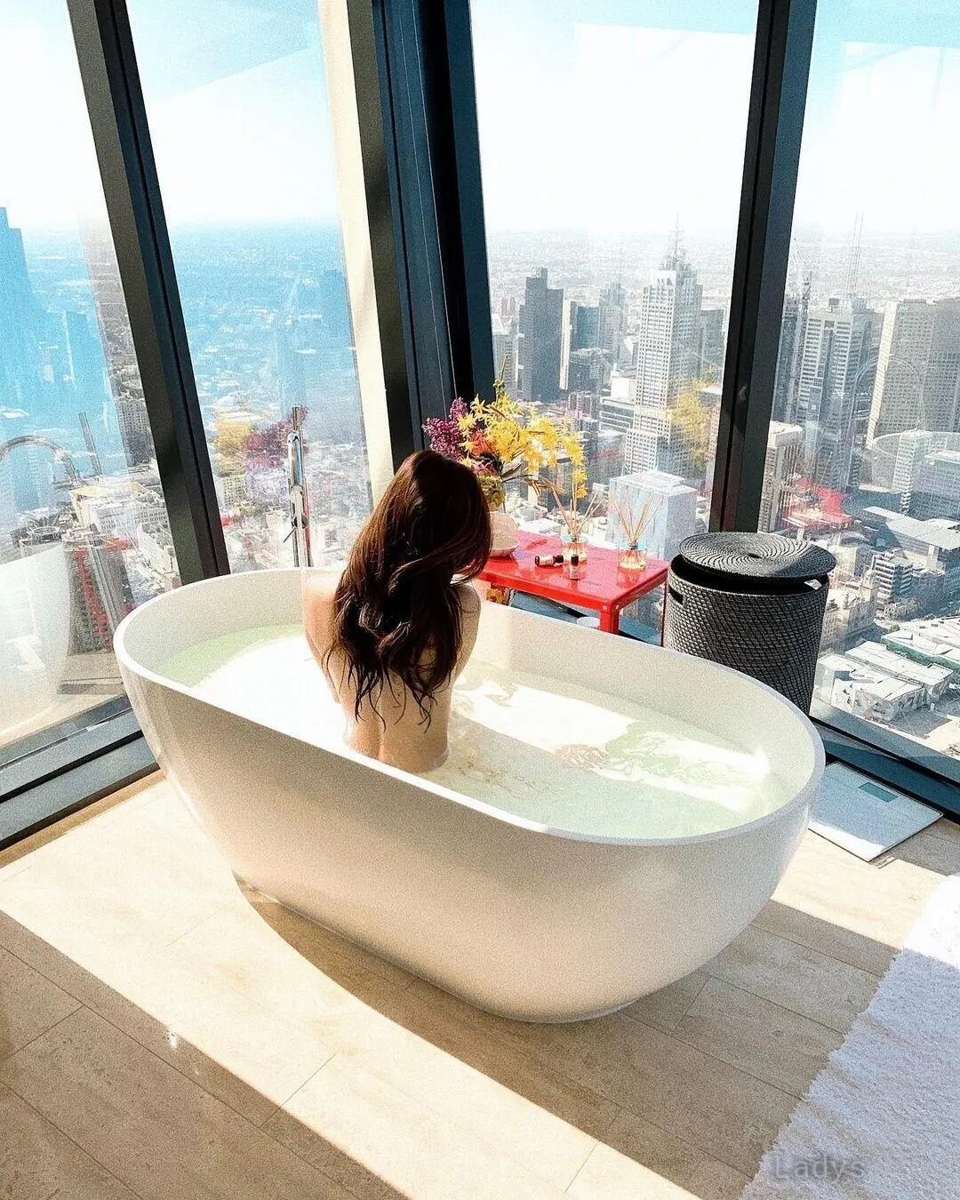 🦋 Edna 🦋 Real 100% Available 24/7, 23 years old Dubai escort girl with big tits, height 170 sm, Weight kg
