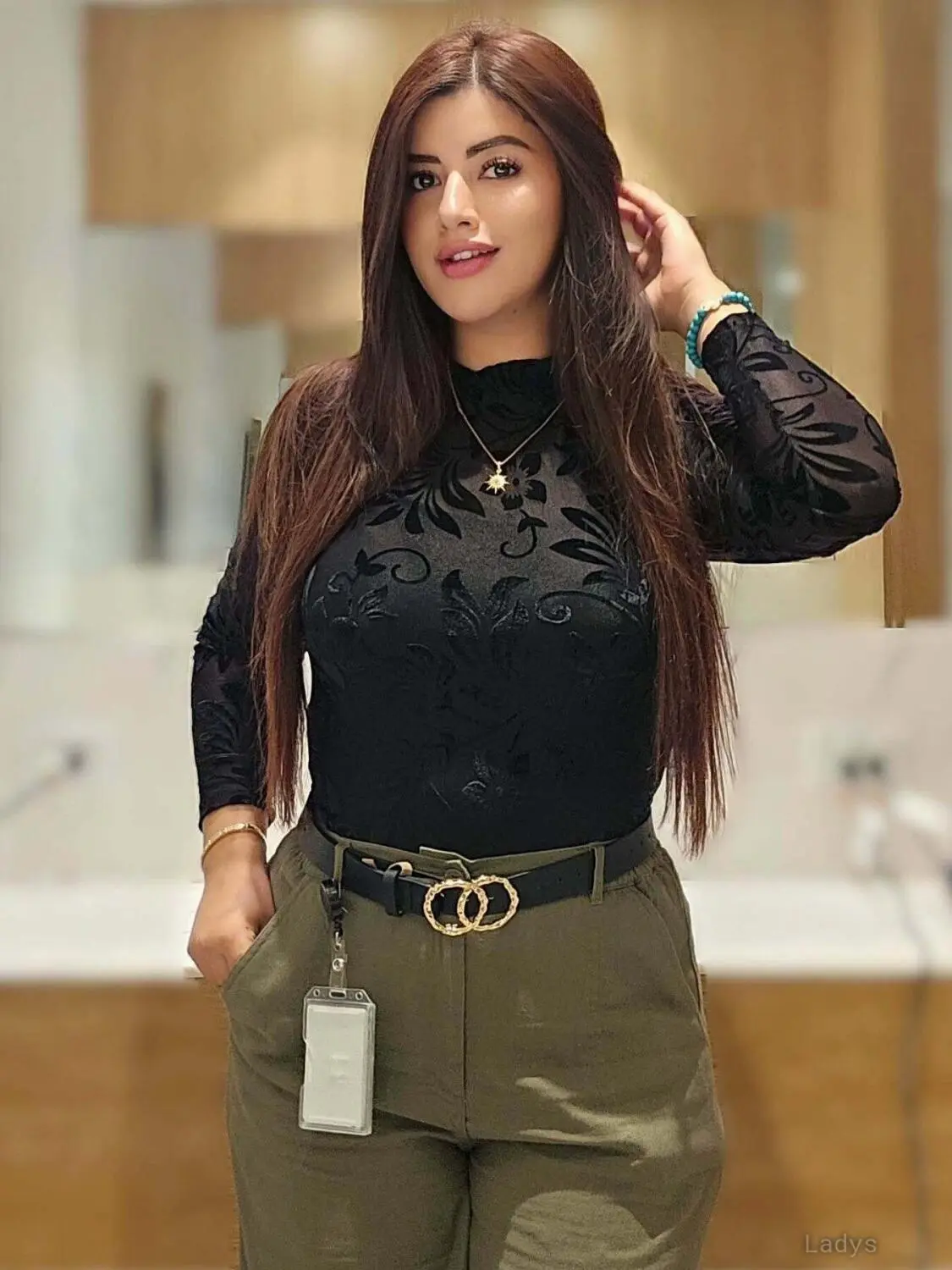 Akansha, 21 years old Dubai escort girl with big tits, height 166 sm, Weight  kg