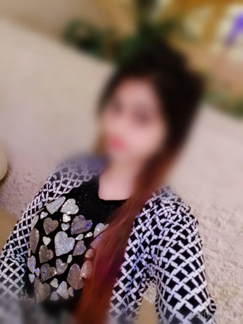 Akruti, 22 years old Dubai escort girl with big tits, height 175 sm, Weight  kg
