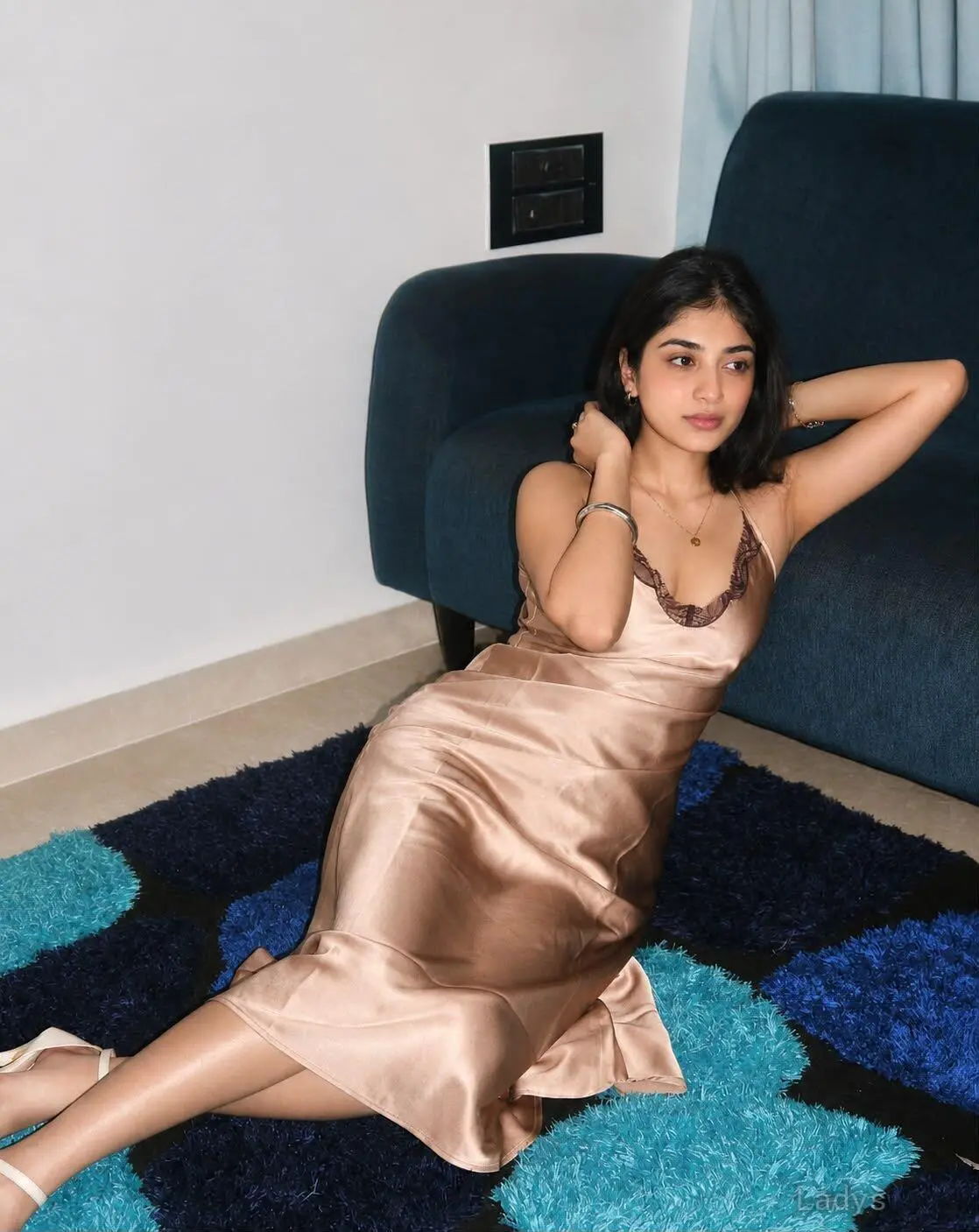Ananya Indian, 21 years old Dubai escort girl with big tits, height 167 sm, Weight kg