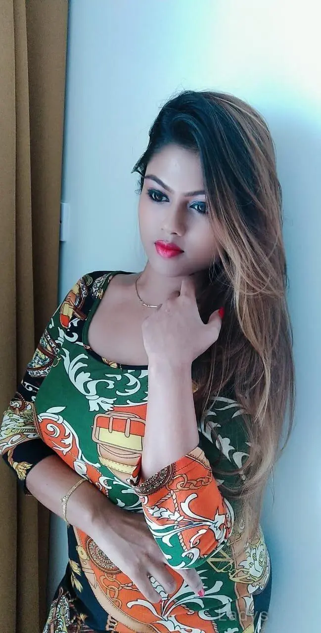 Anaya Cute Bebo, 23 years old Dubai escort girl with big tits, height 167 sm, Weight kg