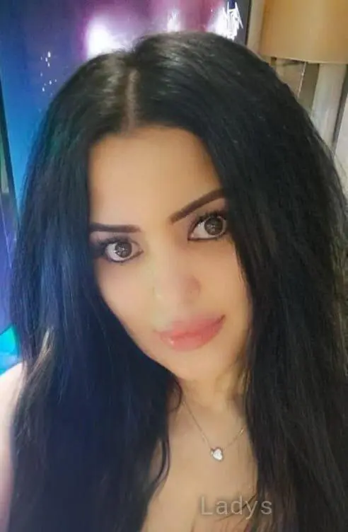 Malak Here, 30 years old Dubai escort girl with big tits, height 165 sm, Weight  kg