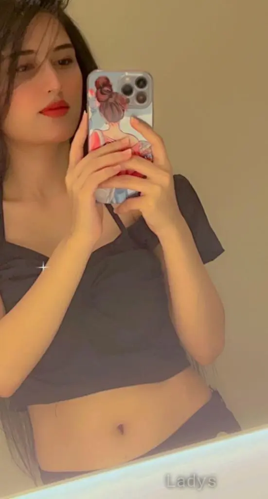 Muskan Sharma10, 25 years old Dubai escort girl with big tits, height 172 sm, Weight kg