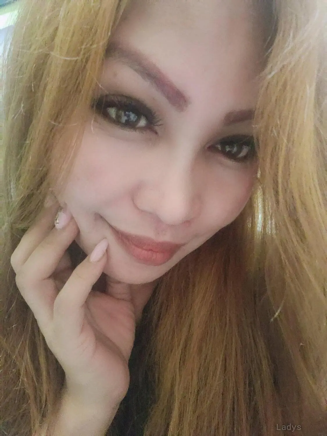 Nadine, 38 years old Dubai escort girl with big tits, height 156 sm, Weight  kg