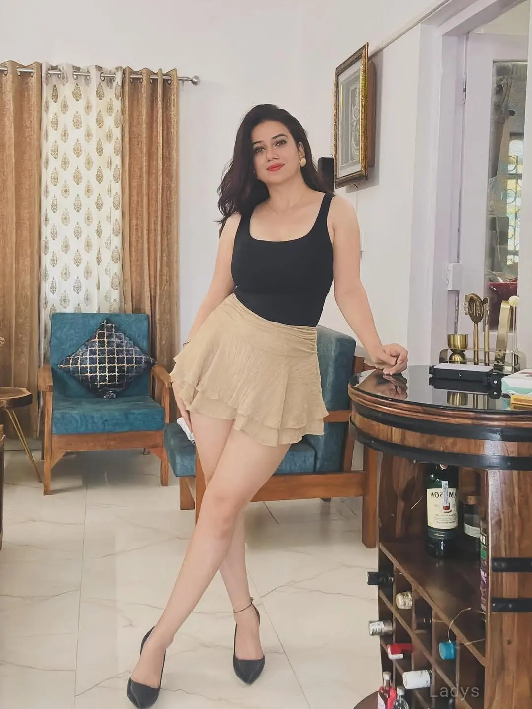 Preeti Indian Model, 23 years old Dubai escort girl with big tits, height 168 sm, Weight kg