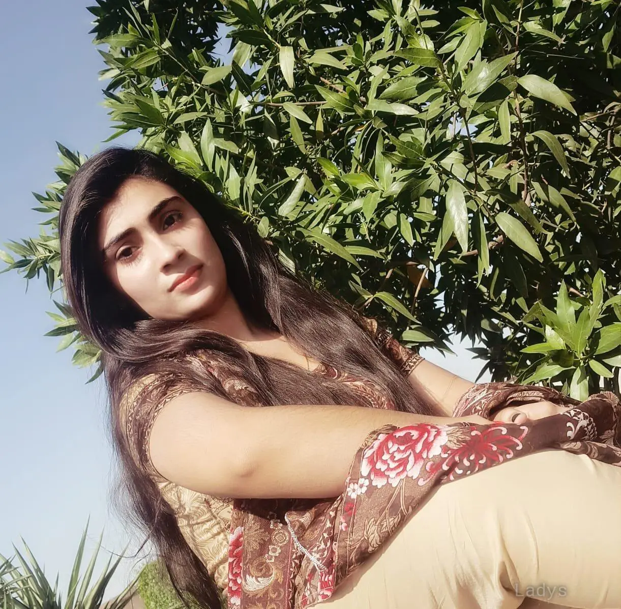 Rashmi Busty Girl, 23 years old Dubai escort girl with big tits, height 167 sm, Weight  kg
