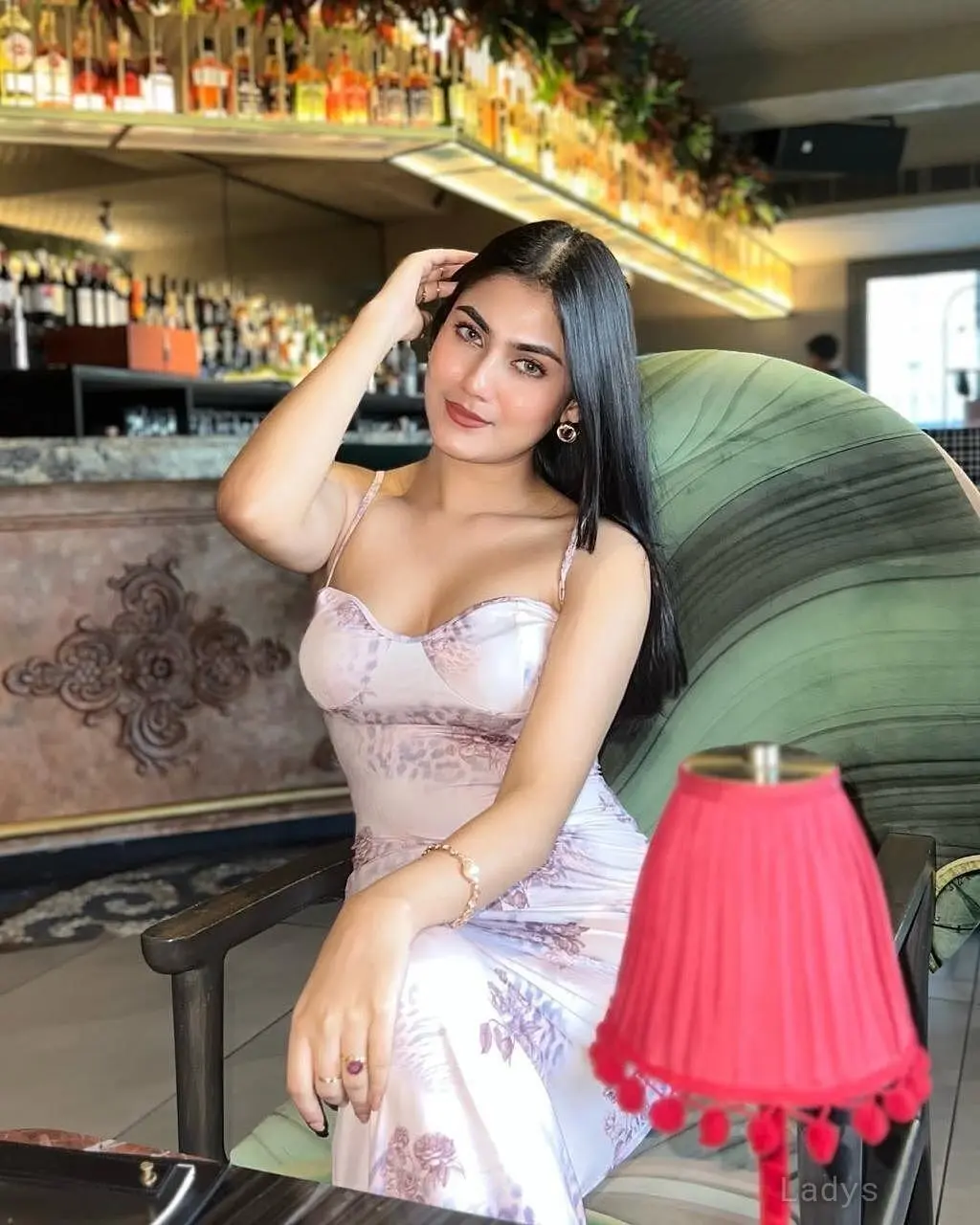 Shanaya, 23 years old Dubai escort girl with big tits, height 171 sm, Weight kg