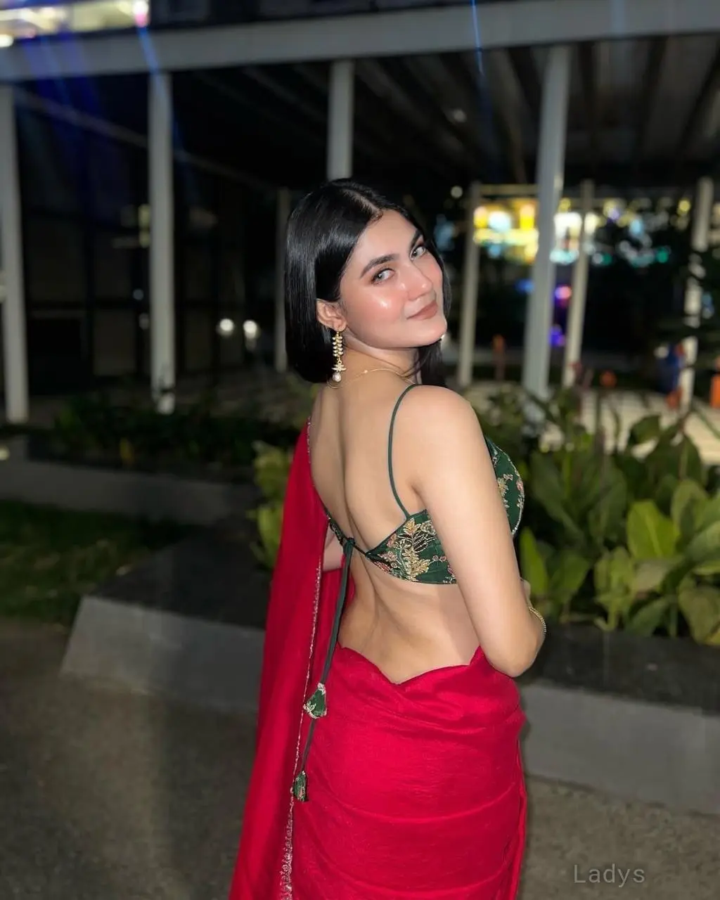 Shanayaa, 23 years old Dubai escort girl with big tits, height 171 sm, Weight kg