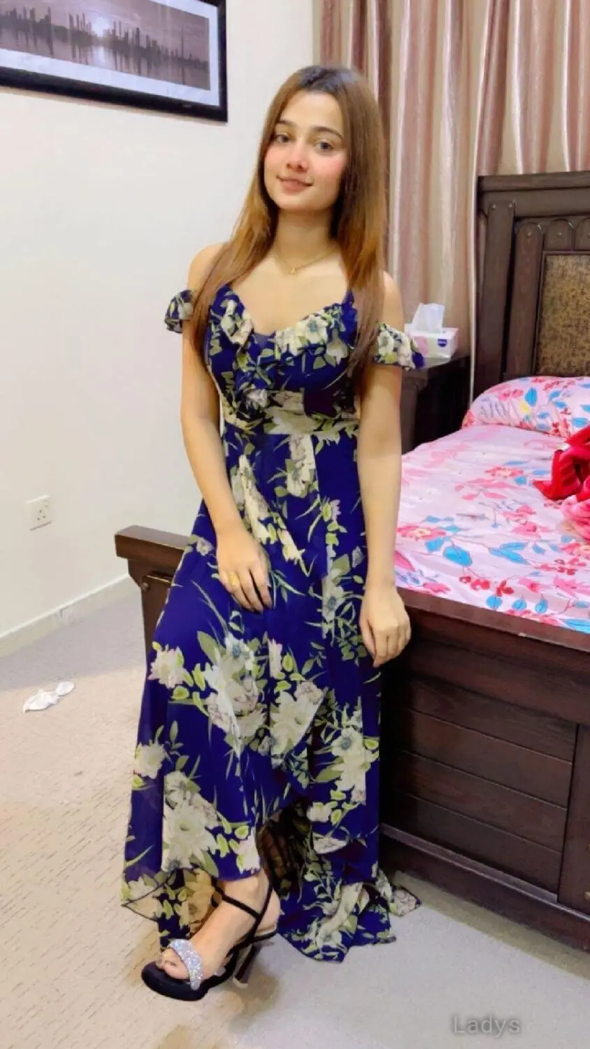 Sofia, 20 years old Dubai escort girl with big tits, height 167 sm, Weight  kg