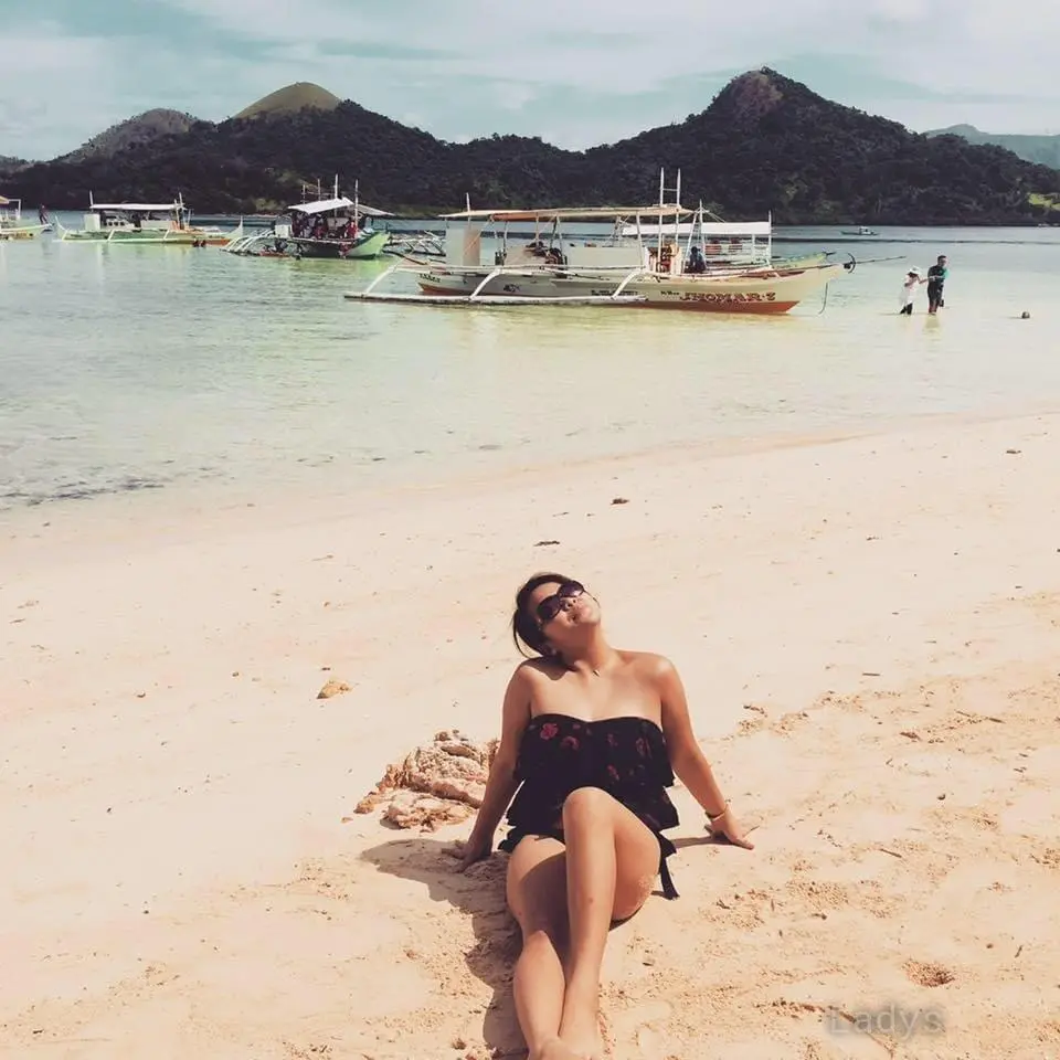 Tamara, 27 years old Dubai escort girl with big tits, height 161 sm, Weight  kg