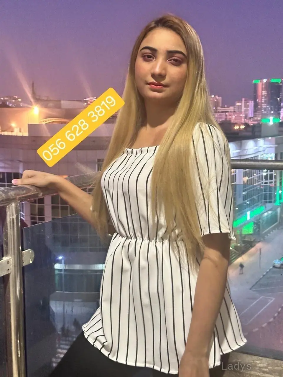 Violetta, 24 years old Dubai escort girl with big tits, height 178 sm, Weight  kg