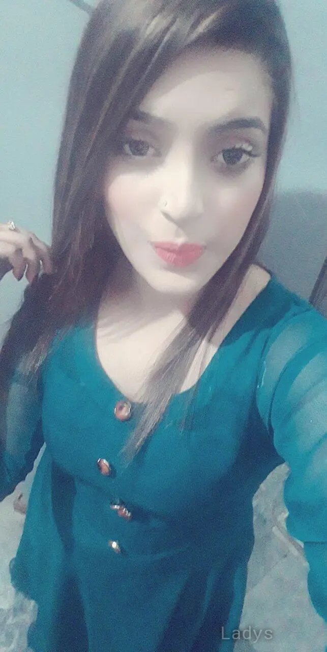 Alishba, 22 years beautiful nude Dubai escorts girl, height 167 sm, Weight  kg