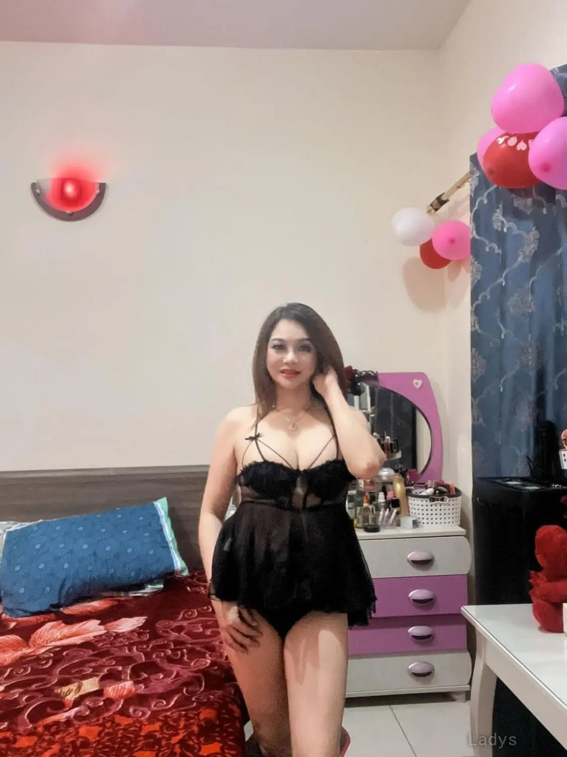 Anna, 24 years beautiful nude Dubai escorts girl, height 166 sm, Weight  kg