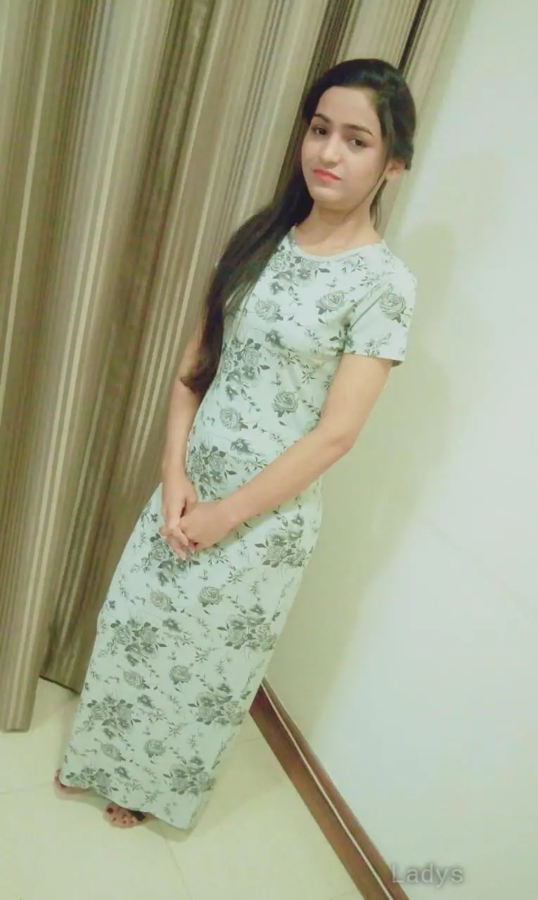 Arpita, 20 years beautiful nude Dubai escorts girl, height 166 sm, Weight kg