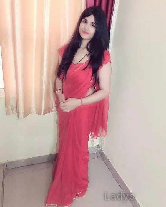 Bold Anam, 22 years beautiful nude Dubai escorts girl, height 169 sm, Weight kg