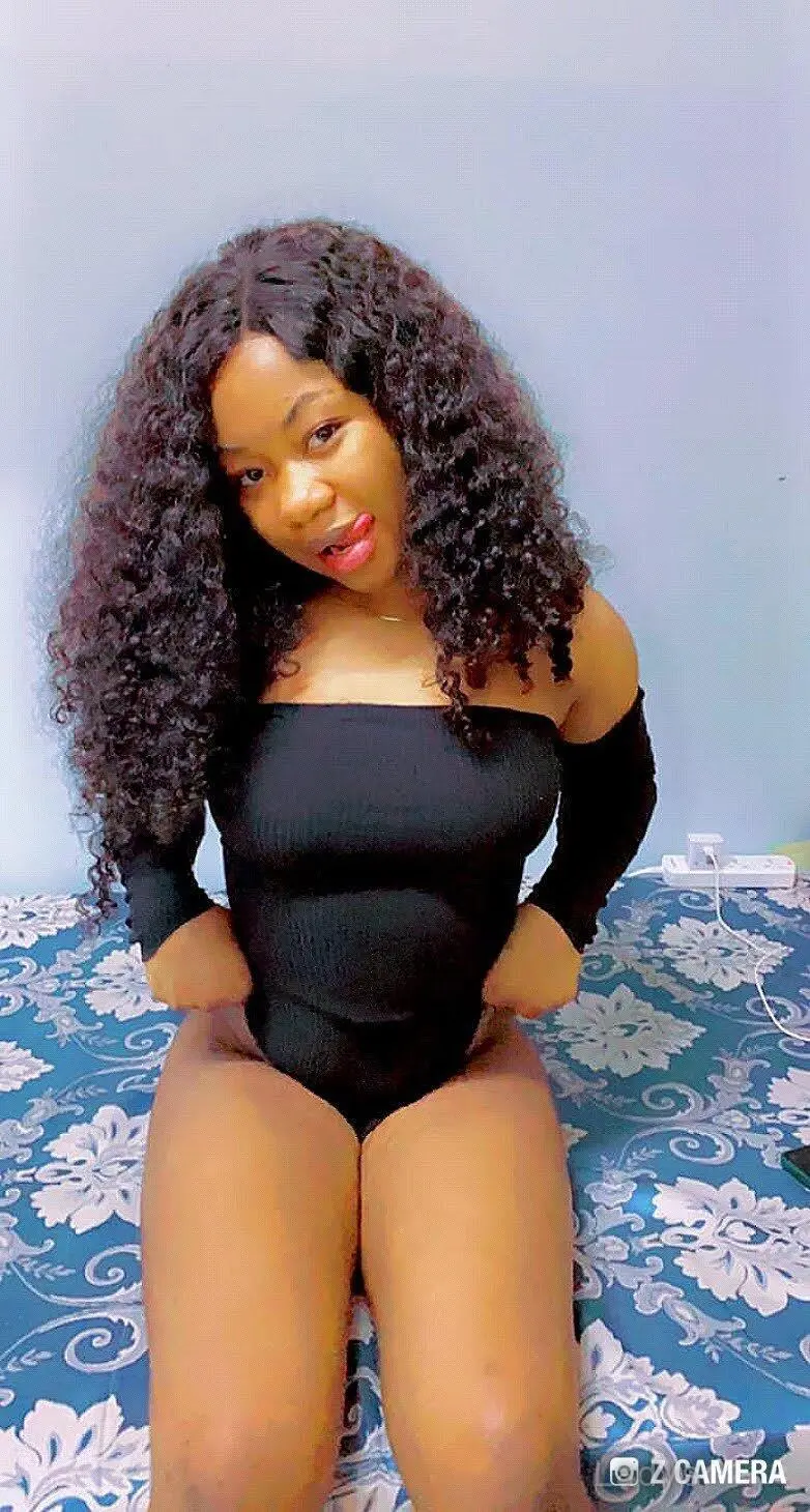 Indigo, 25 years beautiful nude Dubai escorts girl, height 182 sm, Weight  kg