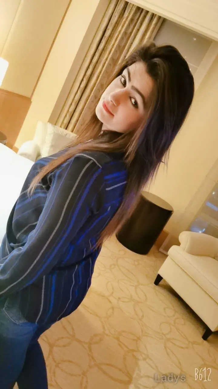 Jasmin, 23 years beautiful nude Dubai escorts girl, height 167 sm, Weight kg