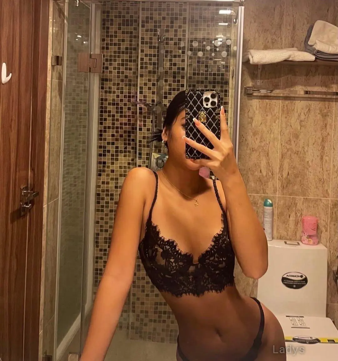 Latita, 24 years beautiful nude Dubai escorts girl, height 165 sm, Weight kg