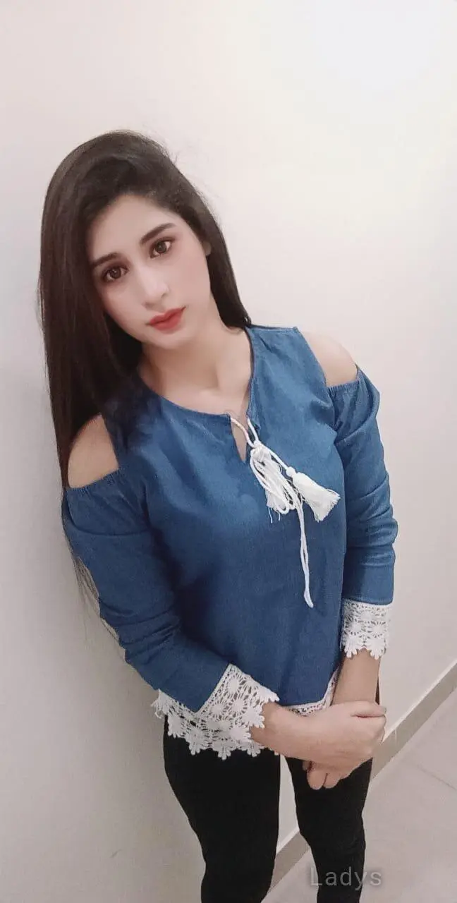 Mafia, 20 years beautiful nude Dubai escorts girl, height 169 sm, Weight  kg