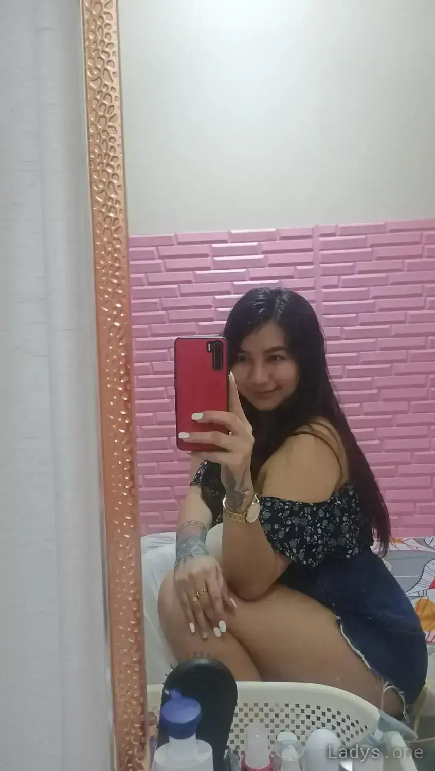 Michelle, 29 years beautiful nude Dubai escorts girl, height sm, Weight kg