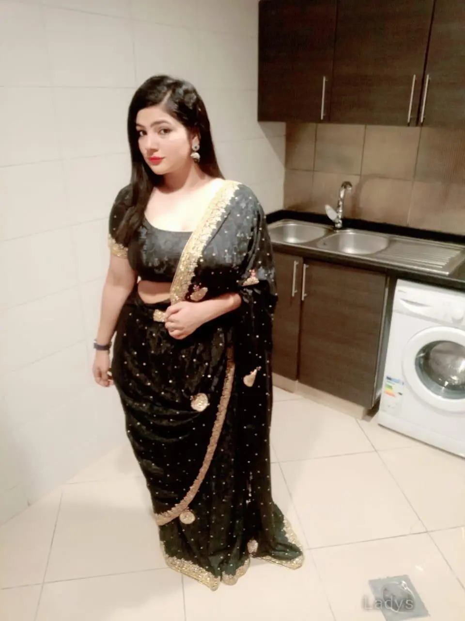 Rakhi, 24 years beautiful nude Dubai escorts girl, height 167 sm, Weight kg