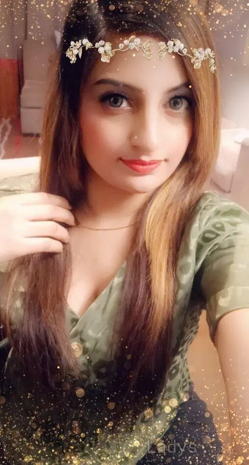 Saba, 23 years beautiful nude Dubai escorts girl, height 167 sm, Weight kg