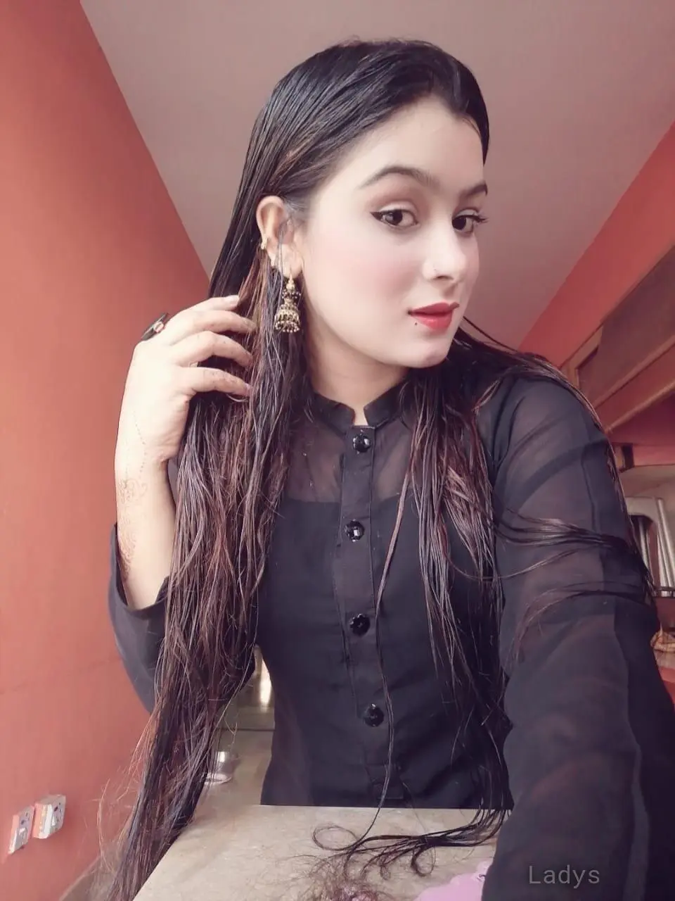 Sapna, 23 years beautiful nude Dubai escorts girl, height 166 sm, Weight  kg