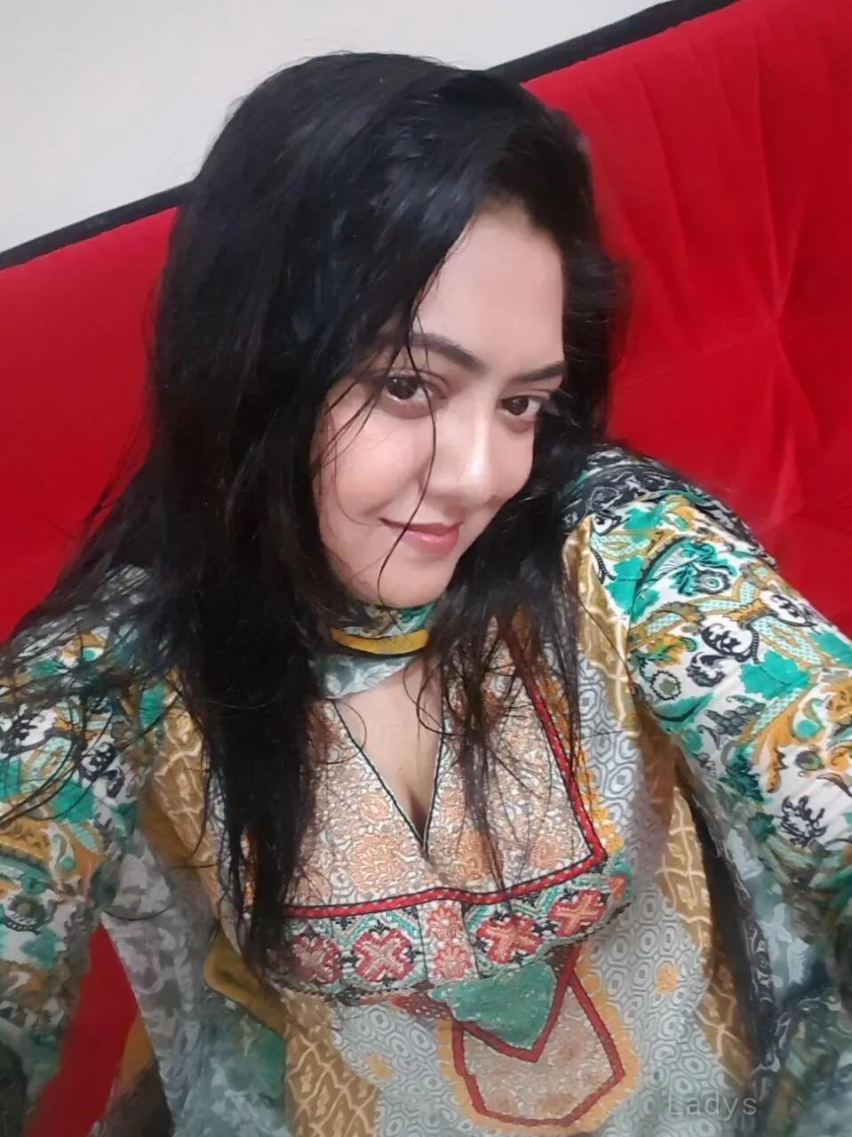 Suhani Indian Girl, 23 years beautiful nude Dubai escorts girl, height 167 sm, Weight  kg