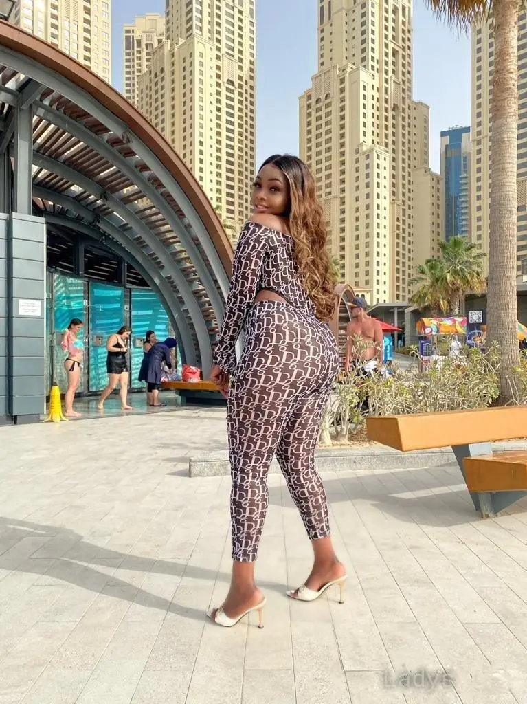 Tara, 24 years beautiful nude Dubai escorts girl, height 182 sm, Weight kg