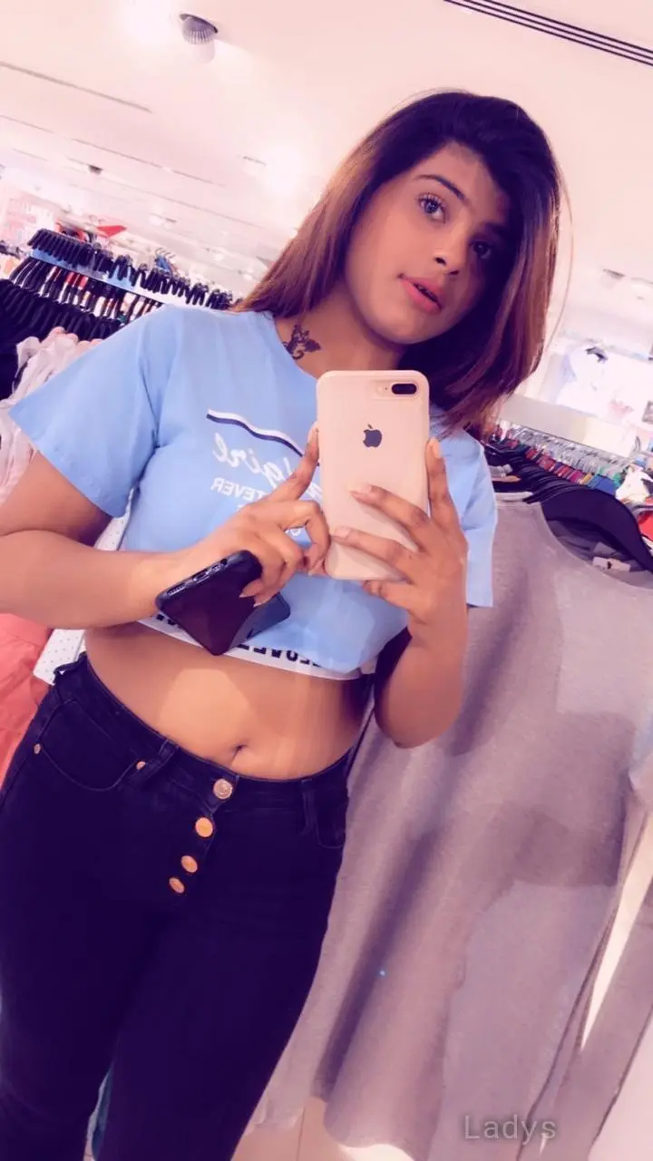 Zoya, 23 years beautiful nude Dubai escorts girl, height 166 sm, Weight  kg