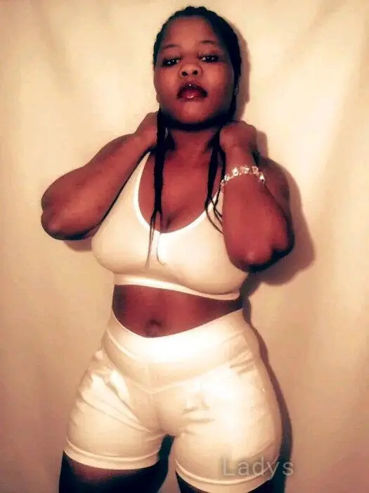 Tasha, 28 years beautiful nude Durban escorts girl, height 166 sm, Weight 60 kg