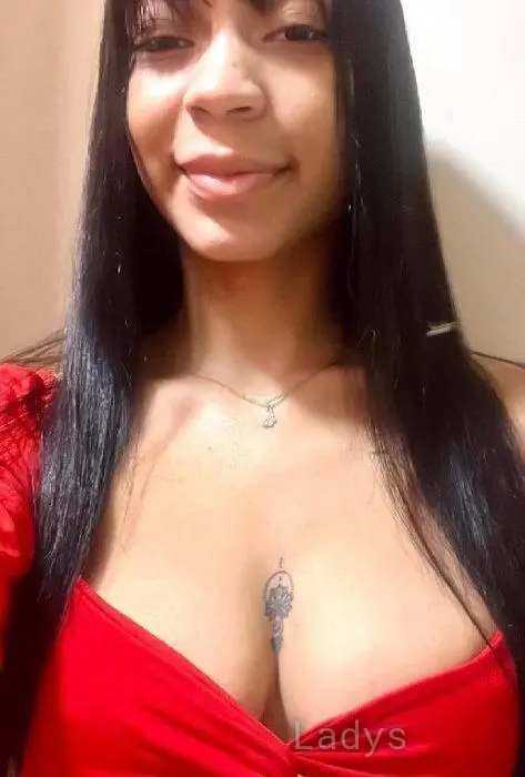 Tamila, 23 years beautiful nude Durres escorts girl, height 165 sm, Weight 62 kg