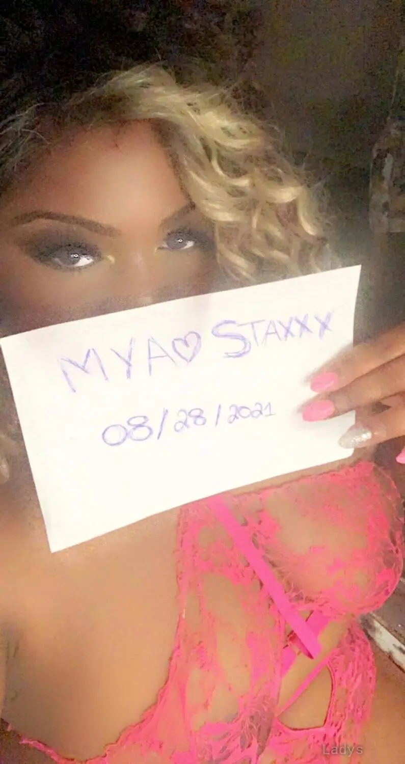 Mya Stax, 21 years beautiful nude Edmonton escorts girl, height 169 sm, Weight 62 kg