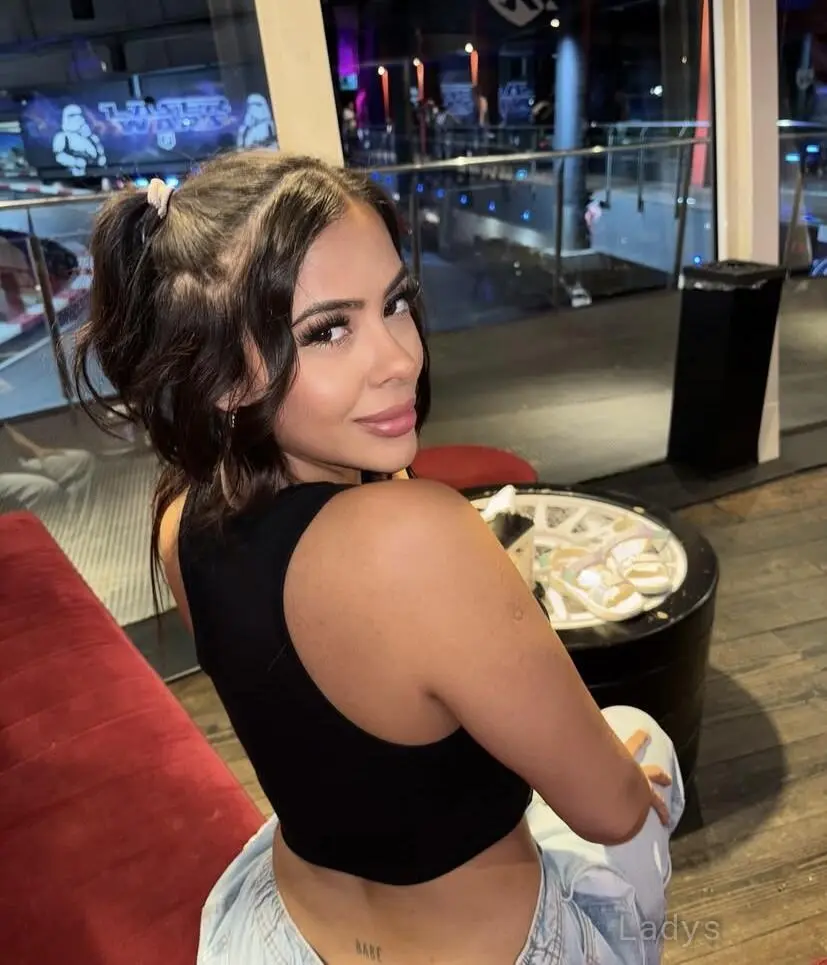 Susan, 24 years beautiful nude Elk Grove escorts girl, height 166 sm, Weight 44 kg