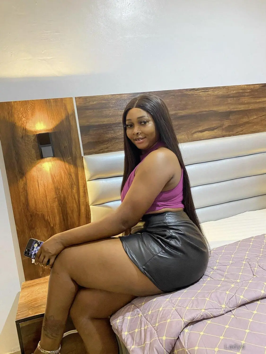 Creamy, 27 years beautiful nude Enugu escorts girl, height 153 sm, Weight  kg