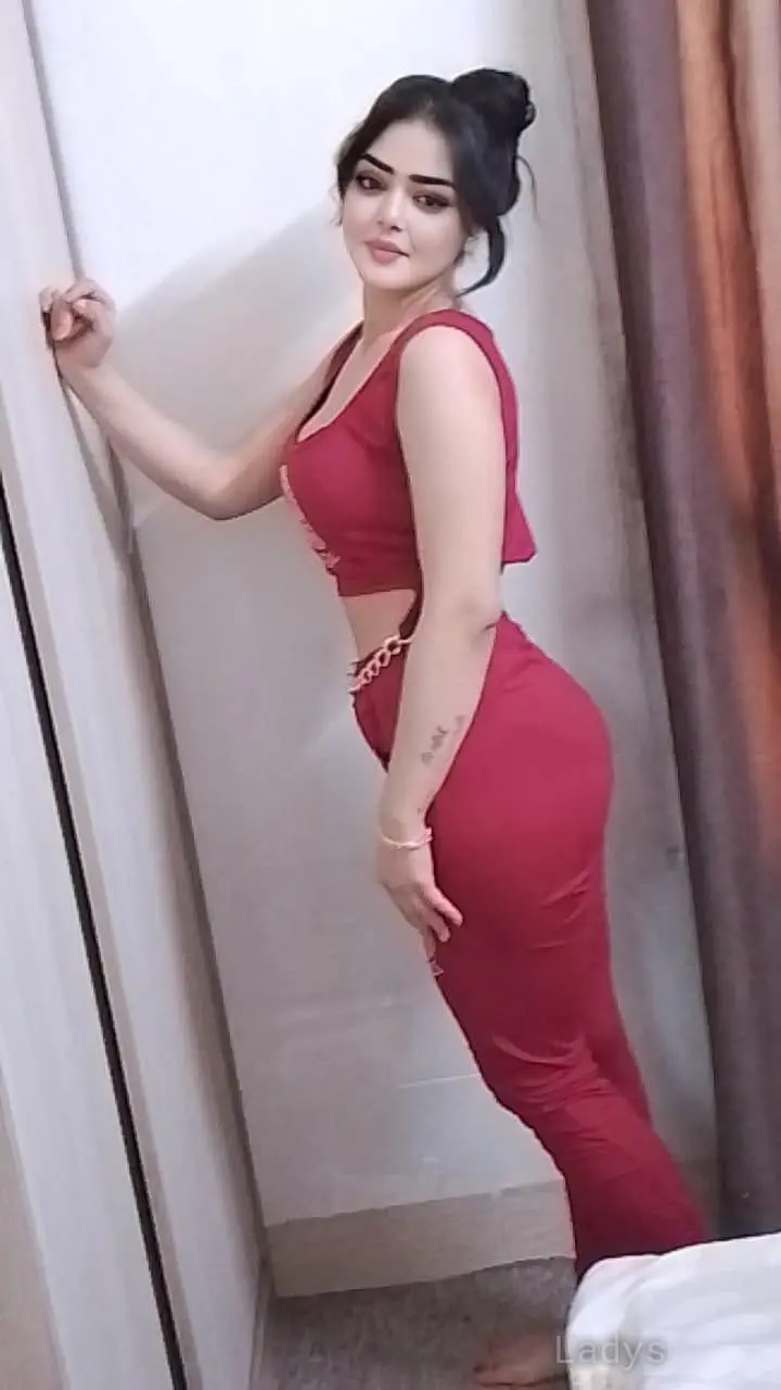 Sila, 22 years old Erbil escort girl with big tits, height 160 sm, Weight kg