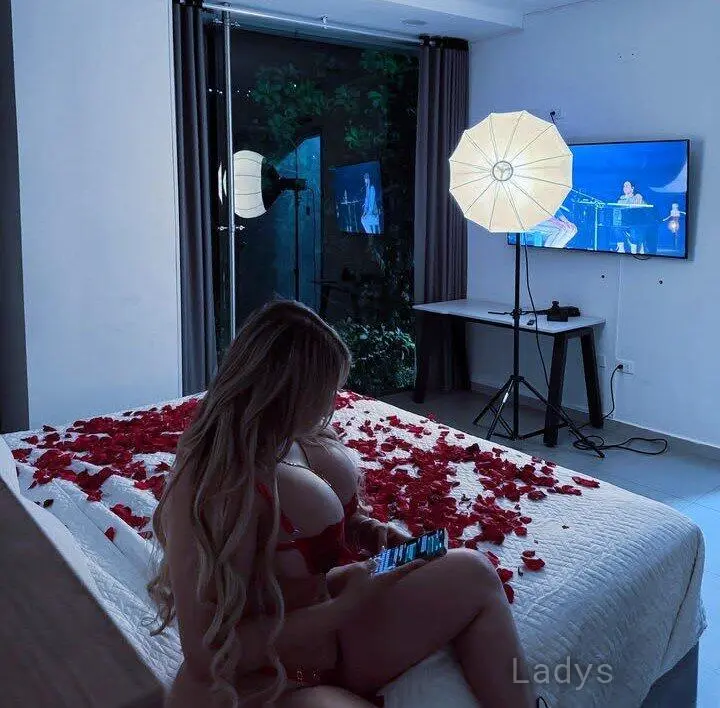 Kate, years beautiful nude Erbil escorts girl, height sm, Weight kg